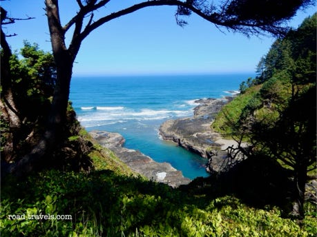 Devils Cauldron Scenic Viewpoint 