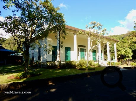 Queen Emma Summer Palace 